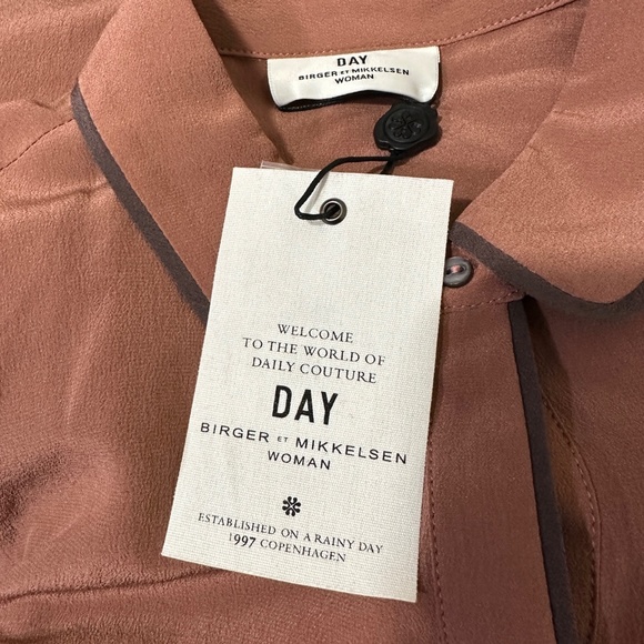 Day Bigger et Mikkelsen woman’s %100 silk shirt size 34 🇬🇧 Medium - Picture 7 of 7